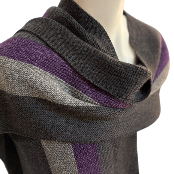 Banana Republic 100% Merino Wool Scarf – Charcoal, Grey & Purple Stripes - Picture 3 of 7